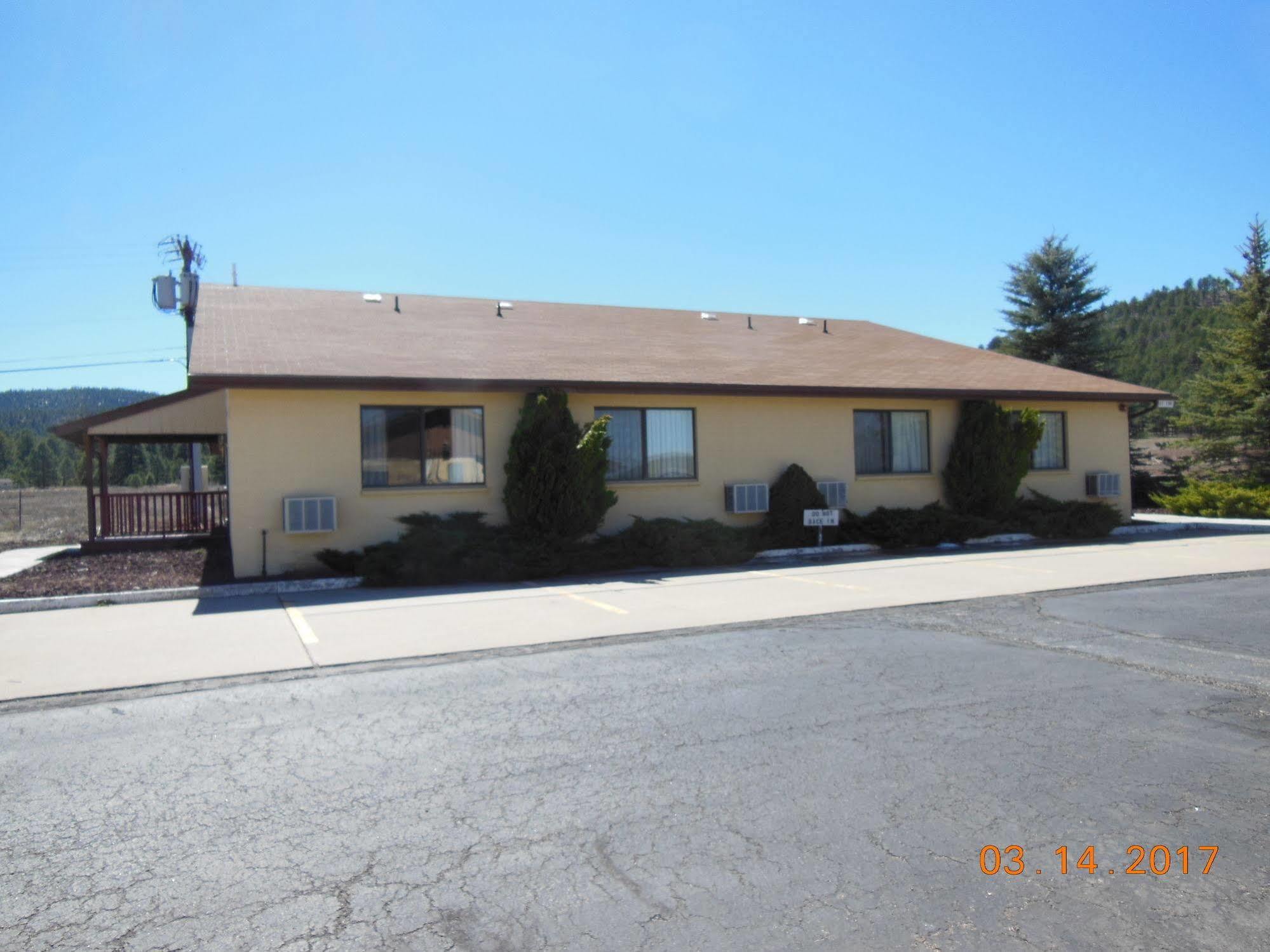 Hotel Super 8 By Wyndham West Route 66 - Grand Canyon Area Williams
