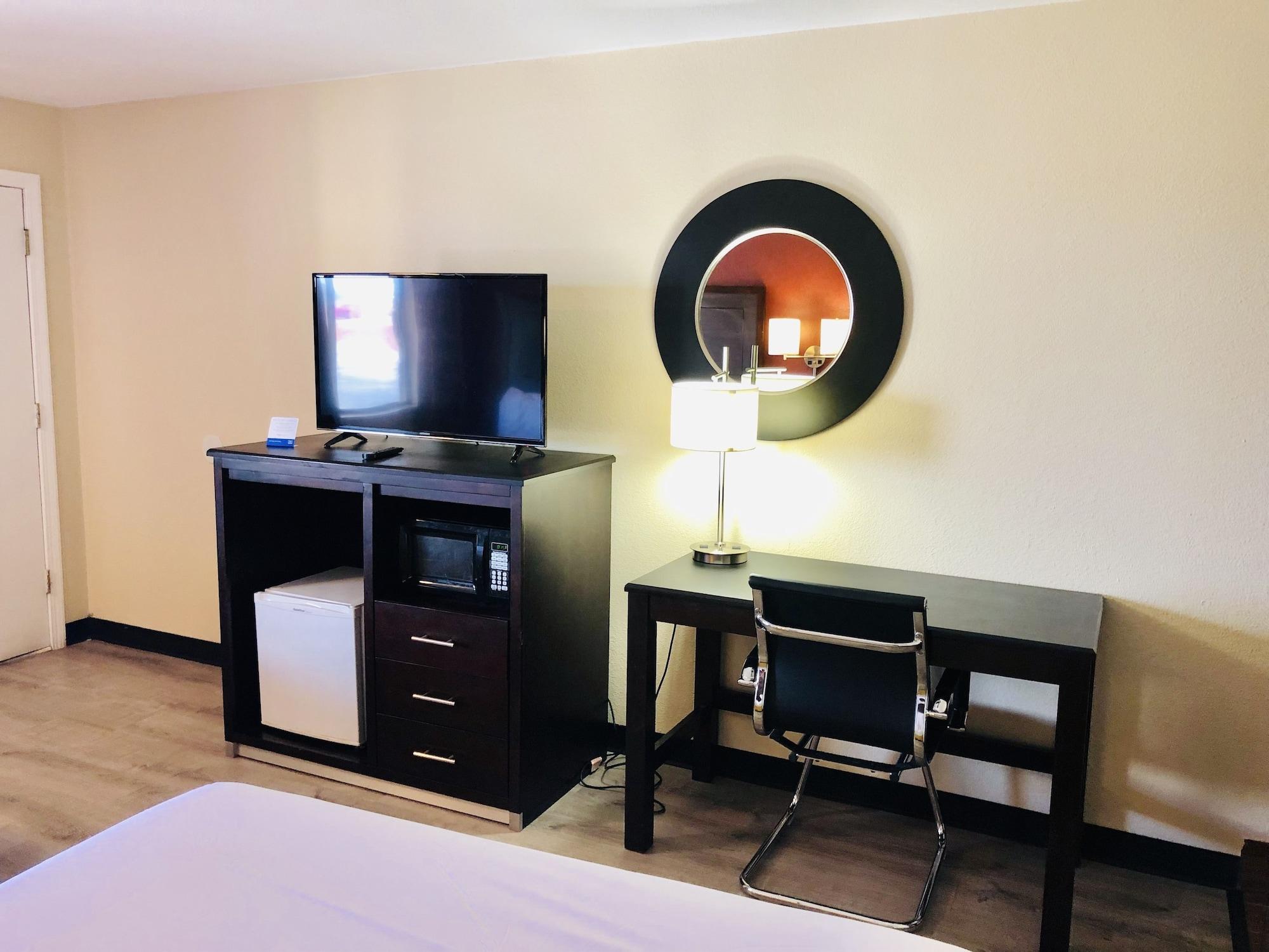 Super 8 By Wyndham West Route 66 - Grand Canyon Area