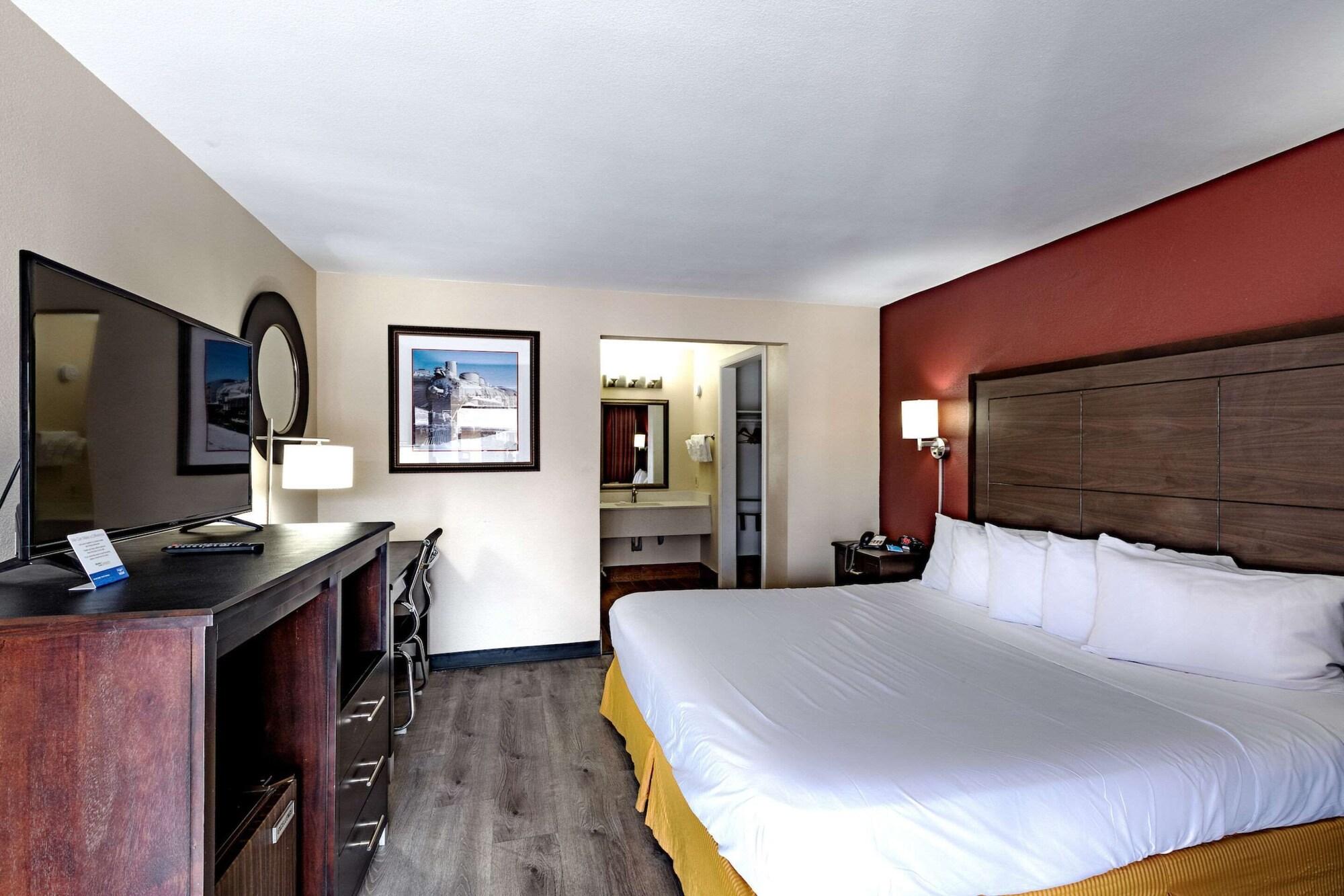 Super 8 By Wyndham West Route 66 - Grand Canyon Area Hotel
