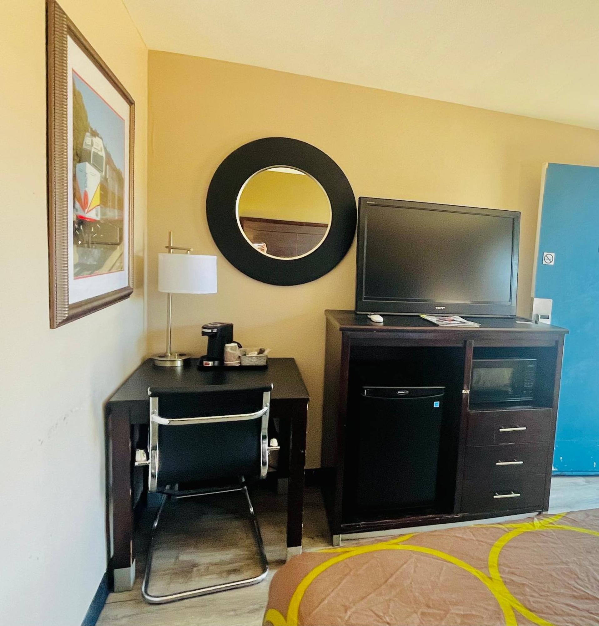 Hotel Super 8 By Wyndham West Route 66 - Grand Canyon Area